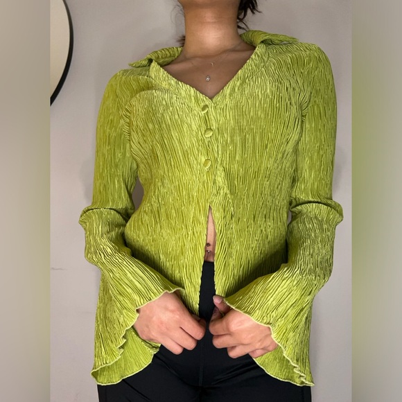 Vintage style lime green long sleeve blouse - Picture 1 of 3